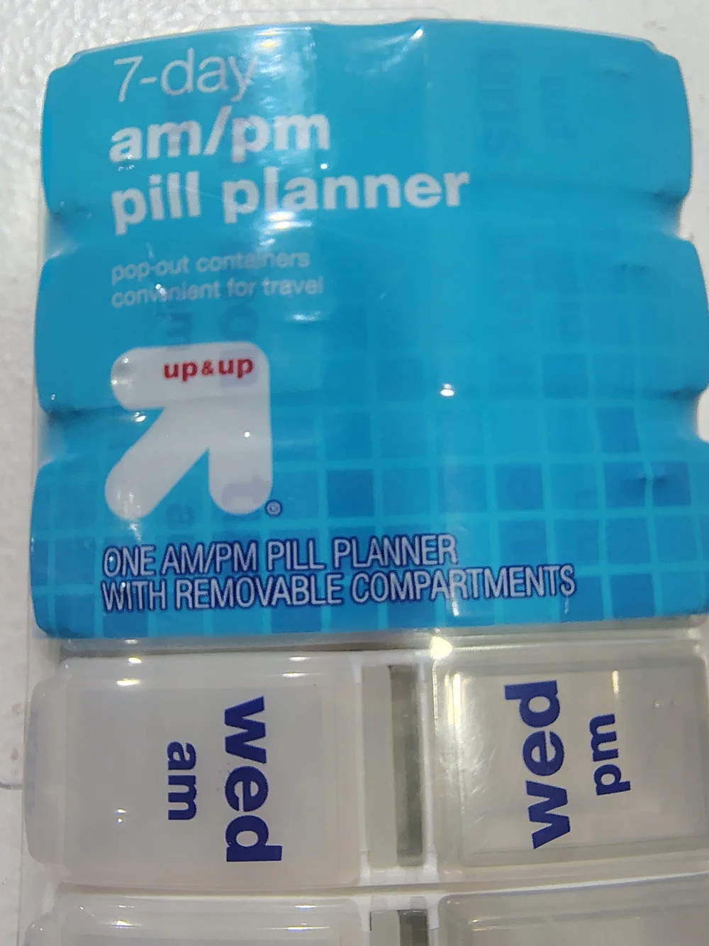 7-Day AM/PM Pill Planner – Removable Weekly Medication Organizer